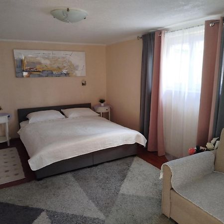Apartman Tihana Crikvenica Exteriör bild