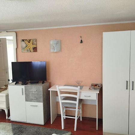 Apartman Tihana Crikvenica Exteriör bild