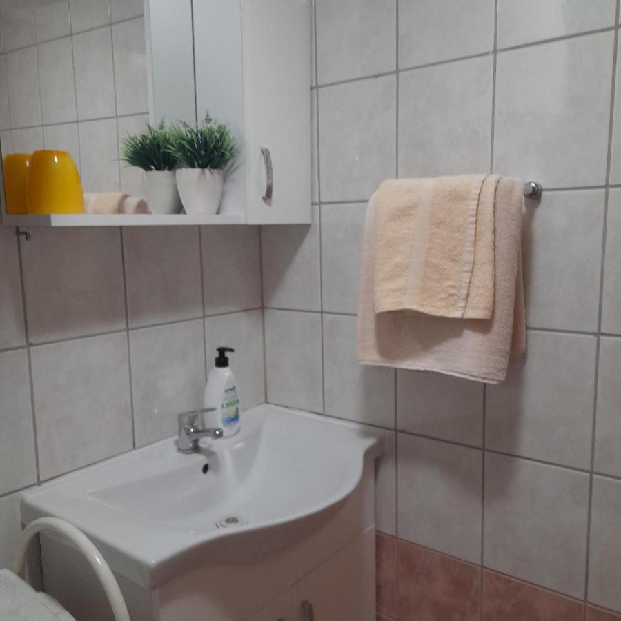 Apartman Tihana Crikvenica Exteriör bild