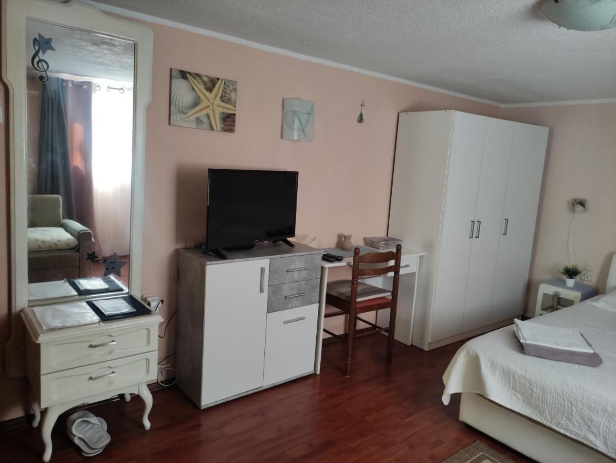 Apartman Tihana Crikvenica Exteriör bild