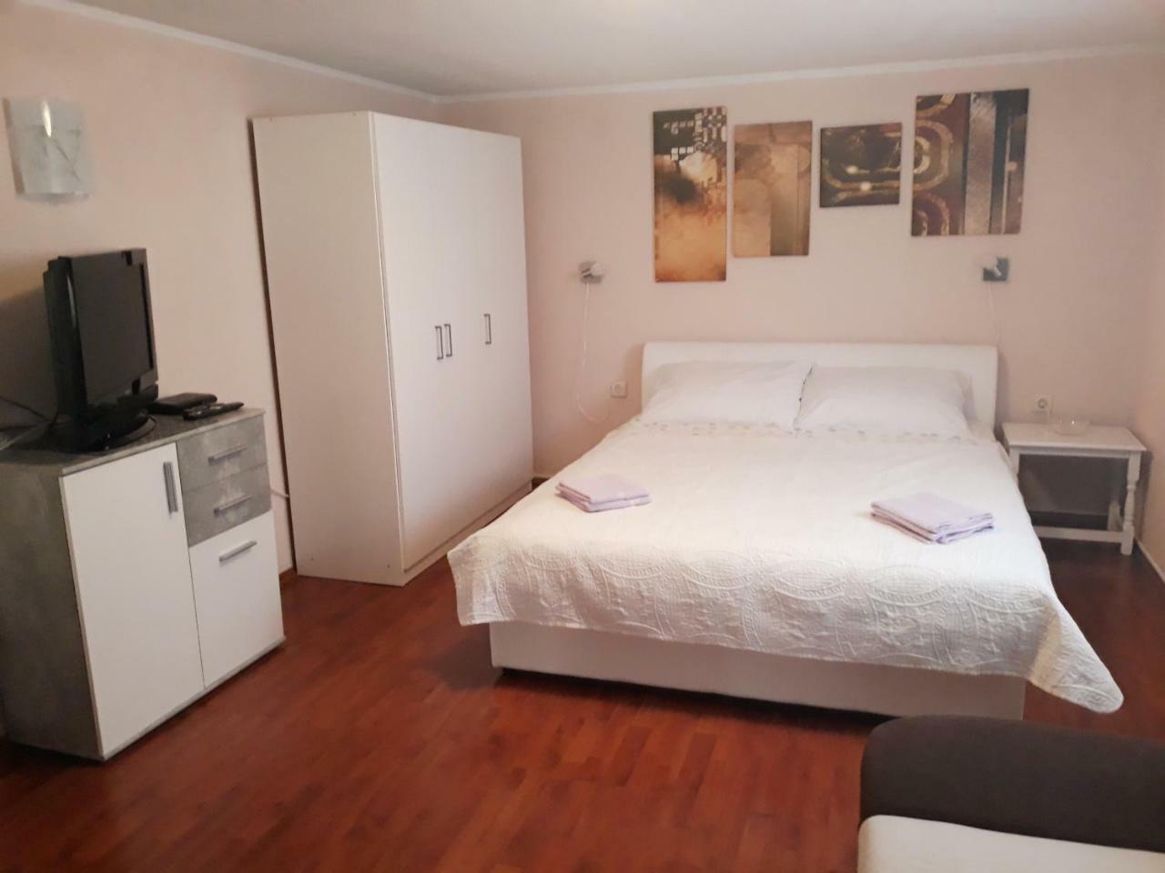 Apartman Tihana Crikvenica Exteriör bild